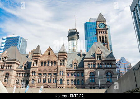 Brunnen am Nathan Phillips Square und Toronto in Toronto, Kanada Stockfoto