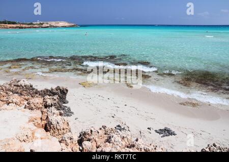 Nissi Beach - Mittelmeer in Ayia Napa, Zypern. Stockfoto
