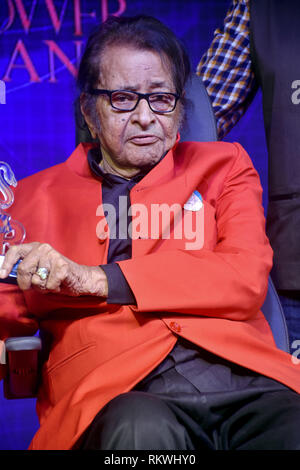 Mumbai, Indien. 11 Feb, 2019. Legendäre Schauspieler Manoj Kumar besucht Power Brands-Bollywood's Film Journalist Award (BFJA) 2019 im Hotel Novotel Juhu in Mumbai. Credit: Azhar Khan/SOPA Images/ZUMA Draht/Alamy leben Nachrichten Stockfoto