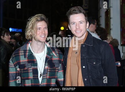 London, Großbritannien. 12. Februar, 2019. Dougie Poynter, Danny Jones, Rip It Up 60 s - Drücken Sie die Taste Nacht, Garrick Theatre, London, UK. 12 Feb, 2019. Foto von Richard Goldschmidt Credit: Rich Gold/Alamy leben Nachrichten Stockfoto