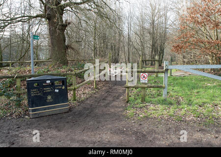 Ablagerung von Industrieabfällen Fliegen, Langley Park, Buckinghamshire. Stockfoto