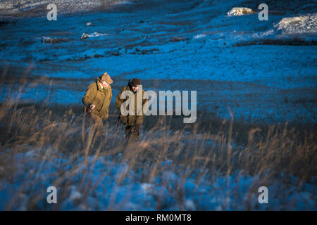 Pirsch im verschneiten Lake District National Park. Stockfoto