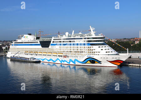 AIDAluna im Hafen von Kiel, Deutschland/AIDAluna im Hafen von Kiel, Deutschland Stockfoto