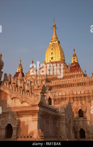 Ananda Tempel, Alt Bagan Bereich Village, Mandalay, Myanmar, Asien Stockfoto