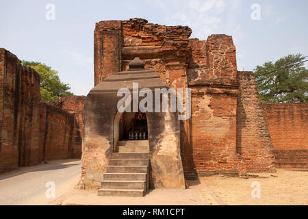 Ruby True und Wände, alte Bagan, Mandalay, Myanmar, Asien Stockfoto