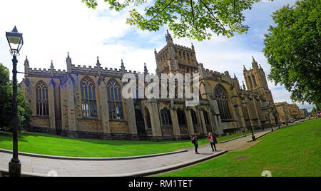 Kathedrale von Bristol Panorama, die Kathedrale der heiligen und ungeteilten Dreifaltigkeit, College Green, Bristol, BS1 5TJ Stockfoto