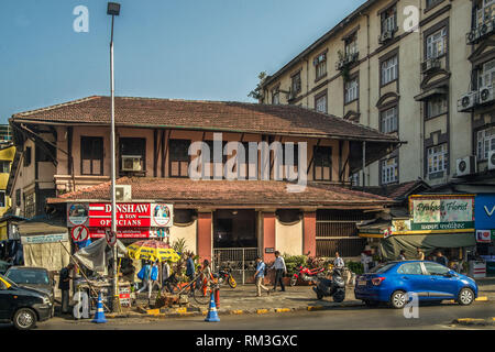 Parsi, Dadabhai Naoroji Feuer Tempel Straße, Mumbai, Maharashtra, Indien, Asien Stockfoto