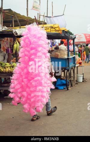 Baumwolle Zuckerwatte für Verkauf, Ganpati Festival, Pune, Maharashtra, Indien, Asien Stockfoto