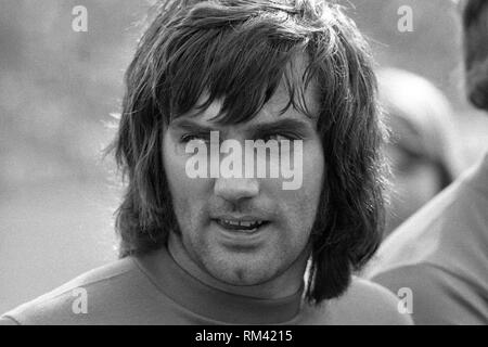 London, Deutschland. 12 Feb, 2019. George Best, England national Player, Fußball, Porträt, portrÃ t, Porträt, 7/8-Einzelbild, einziges Motiv, 01.05.1972, Â | Nutzung der weltweiten Kredit: dpa/Alamy leben Nachrichten Stockfoto