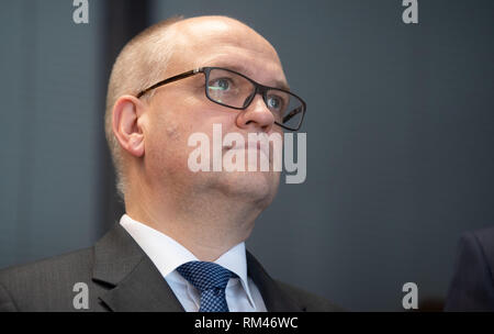 Stuttgart, Deutschland. 13 Feb, 2019. Rainer Neske, Vorsitzender des Vorstands der Landesbank Baden-Württemberg (LBBW). Credit: Marijan Murat/dpa/Alamy leben Nachrichten Stockfoto