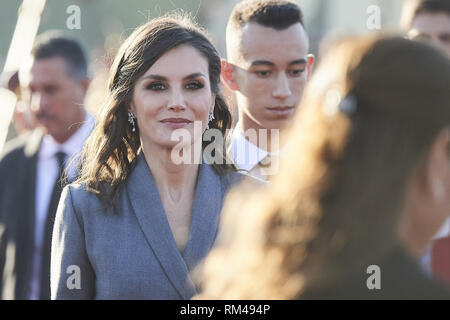 Rabat, Marokko. 13 Feb, 2019. Queen Letizia von Spanien Ankunft im Royal Palace für eine begrüßungszeremonie am 13. Februar 2019 in Rabat, Marokko. Die spanischen Royals sind auf einem zweitägigen Besuch in Marokko Credit: Jack Abuin/ZUMA Draht/Alamy leben Nachrichten Stockfoto