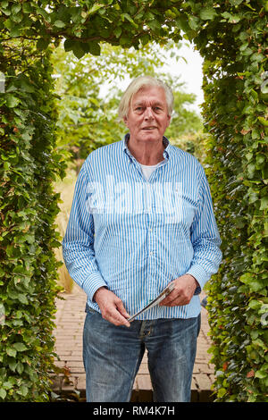 Piet Oudolf an seinem hummelo Garten. Ich habe viele mehr von seinem schönen Garten, das ist nur eine kleine Auswahl. Stockfoto