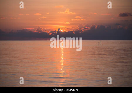 Sonnenuntergang auf den Malediven Stockfoto