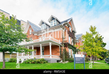 Kingston, OKT 5: Außenansicht des Abramsky Haus der Queen's Universität am 5. Oktober 2018 in Kingston, Kanada Stockfoto