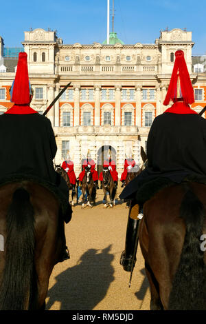 Ändern der Horse Guard Parade, auf der Horse Guard Palace, London, Vereinigtes Königreich. Stockfoto