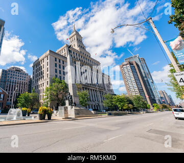 Toronto, 29.September: Außenansicht der Canada Life Gebäude am 29.Sep, 2018 in Toronto, Kanada Stockfoto