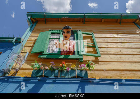 Die bunten Caminito Straße Museum von La Boca ist eine lebhafte Gegend mit Künstlern, Handwerk Märkte und Geschäfte. Einige Restaurants bieten auch Tango Show Stockfoto