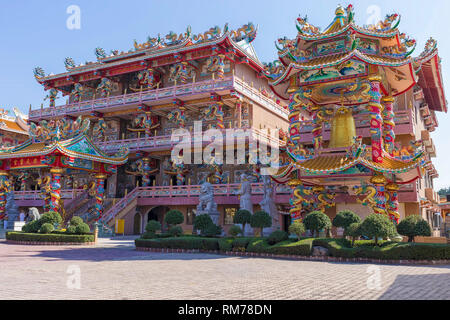 Chinesischer Tempel, buddhistische Heiligtum in Chon Buri Stockfoto