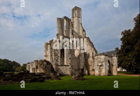 Frankr ële-de-France Chaalis Abteiruine 67044 Ansicht von SŸdosten Stockfoto