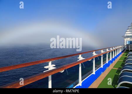 Fogbow gesehen vom Schiff, Hilo, Hawaii, USA Stockfoto