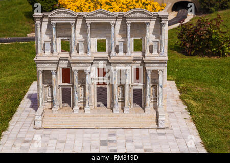 Türkei Istanbul April 18, 2018: Miniaturk Park in Istanbul, der größten Miniaturpark der Welt. Der Park umfasst 105 Gebäude, jedes replizierte Stockfoto