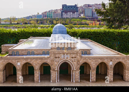 Türkei Istanbul April 18, 2018: Miniaturk Park in Istanbul, der größten Miniaturpark der Welt. Der Park umfasst 105 Gebäude, jedes replizierte Stockfoto