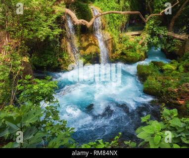 Blick auf den Wasserfall obere Duden in der Stadt Antalya, Türkei Stockfoto
