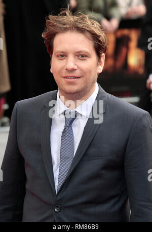 London, UK, 11. Mai 2014 Gareth Edwards kommt an die Europäische Erstaufführung von "Godzilla" im Odeon am Leicester Square in London, England Stockfoto