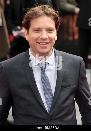 London, UK, 11. Mai 2014 Gareth Edwards kommt an die Europäische Erstaufführung von "Godzilla" im Odeon am Leicester Square in London, England Stockfoto