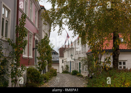 Lille Markeveien, einer alten Straße im Stadtteil Nordnes, Bergen, Hordaland, Norwegen Stockfoto