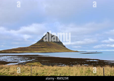 Kirkjufell Berg auf der Halbinsel Snaefellsnes in Island Stockfoto