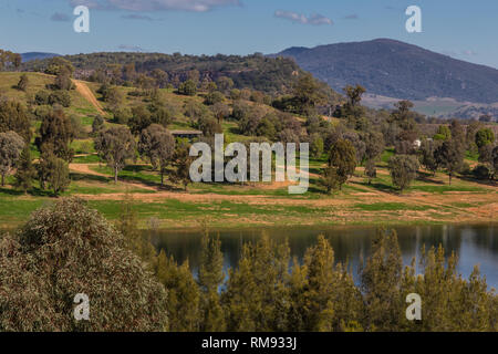 Glenbawn Dam, Upper Hunter, NSW, Australien ist ein beliebtes Inland Sport- und Erholungszentrum in der Nähe von Scone. Stockfoto