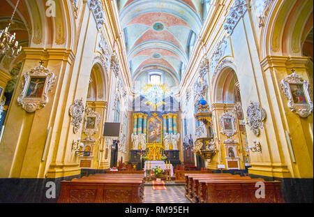 Krakau, Polen - 21 Juni, 2018: Die schöne Innenausstattung von St. Michael und St. Stanislaus Kirche mit reichen Verzierungen, am 21. Juni in Krakau Stockfoto