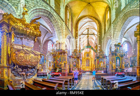 Krakau, Polen - 21. JUNI 2018: Panorama der wunderschönen Innenraum des Corpus Christi Basilika mit reiche Dekoration im barocken Stil, am 21. Juni in Krakau Stockfoto