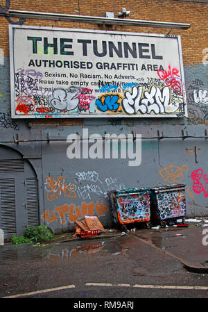 Der Tunnel, der befugt ist, Graffiti, Leake Straße, Waterloo, Lambeth, London, England, UK, SE1 7NN Stockfoto