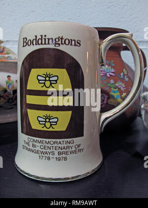 Topf Tankard, zum Gedenken an den 100. Jahrestag der Bi - strangeways Brauerei 1778-1978 Stockfoto