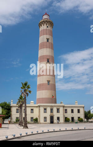 Die Aveiro Leuchtturm, Praia da Barra, Aveiro, Portugal Stockfoto