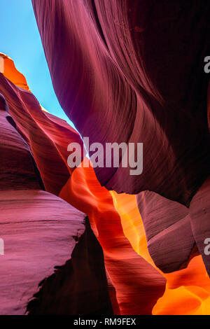 Lower Antelope Canyon in Arizona ist ein Ort, wo alle Touristen aus der ganzen Welt Träume zu erhalten, weil Antelope Canyon eine einzigartige Natur ist ph Stockfoto