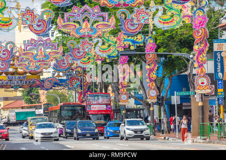 Deepavali oder Diwali Dekorationen in der Serangoon Road, Little India, Singapur. Stockfoto