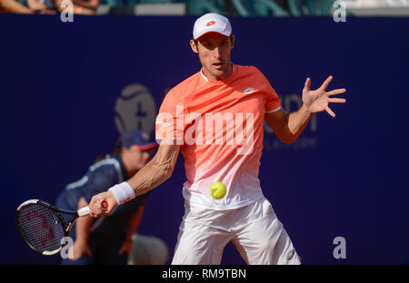 Buenos Aires, Argentinien. 13. Feb 2019. Leonardo Mayer, Argentinien öffnen, ein ATP 250 Tennis Turnier. Credit: Mariano Garcia/Alamy leben Nachrichten Stockfoto