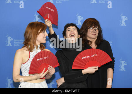 Natalia de Molina, Greta Fernandez und Isabel Coixet während der 'Elisa y Marcela' Fotoshooting an der 69. Internationalen Filmfestspiele Berlin/Berlinale 2019 im Hotel Grand Hyatt am 13. Februar 2019 in Berlin, Deutschland. | Verwendung weltweit Stockfoto