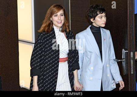 Natalia de Molina und Greta Fernandez während der 'Elisa y Marcela' Fotoshooting an der 69. Internationalen Filmfestspiele Berlin/Berlinale 2019 im Hotel Grand Hyatt am 13. Februar 2019 in Berlin, Deutschland. | Verwendung weltweit Stockfoto