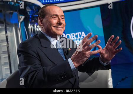 Foto Roberto Monaldo/LaPresse 14-02-2019 Roma Politica Trasmissione tv "Porta a Porta" Nella foto Silvio Berlusconi Foto Roberto Monaldo/LaPresse 14-02-2019 Rom (Italien) TV-Programm "Porta a Porta" Im pic Silvio Berlusconi Stockfoto