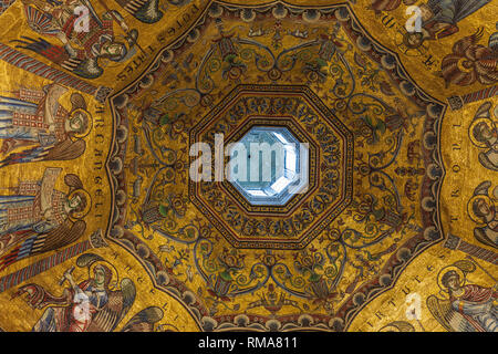 Das Baptisterium von Florenz, auch bekannt als Baptisterium des heiligen Johannes (Battistero di San Giovanni) Stockfoto