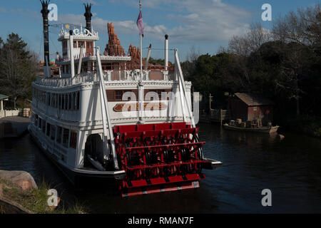 "Mark Twain" Riverboat, mock Mississippi Riverboat Disneyland, Tokio, Japan Stockfoto