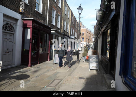 Bild zeigt: Camden Passage allgemeine Lager- und Geschäfte Bild von Gavin Rodgers/Pixel 8000 Stockfoto