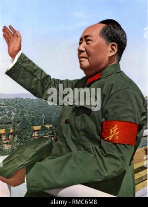 Mao Zedong - (* 26.12.1893 - 09.09.1976), zwischen 1935 - 1976 Vorsitzende der Chinesischen Kommunistischen Partei. Zwische 1954 - 1959 war er Präsident der Volksrepublik China. Chinesische Propaganda Poster der "Große Führer" Mao Zedong nach dem Schwimmen in der Jangtze von 1966, undatiert. Stockfoto