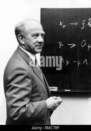 Prof. Dr. Werner Heisenberg (1901-76), deutscher Physiker und Nobelpreisträger (1932). Stockfoto