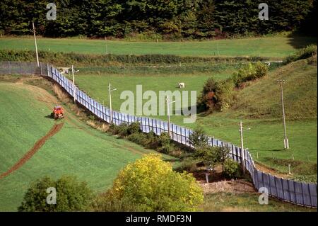 Grenzanlagen an der Innerdeutschen Grenze bei Asbach/DDR im Eichsfeld. Stockfoto