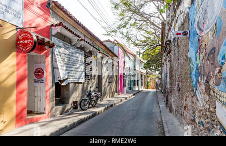 Traditionelle spanische Kolonialstil Architektur in Getsemani Cartagena Kolumbien Südamerika Stockfoto